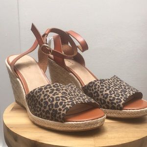 Old Navy Espadrille Wedge Sandals